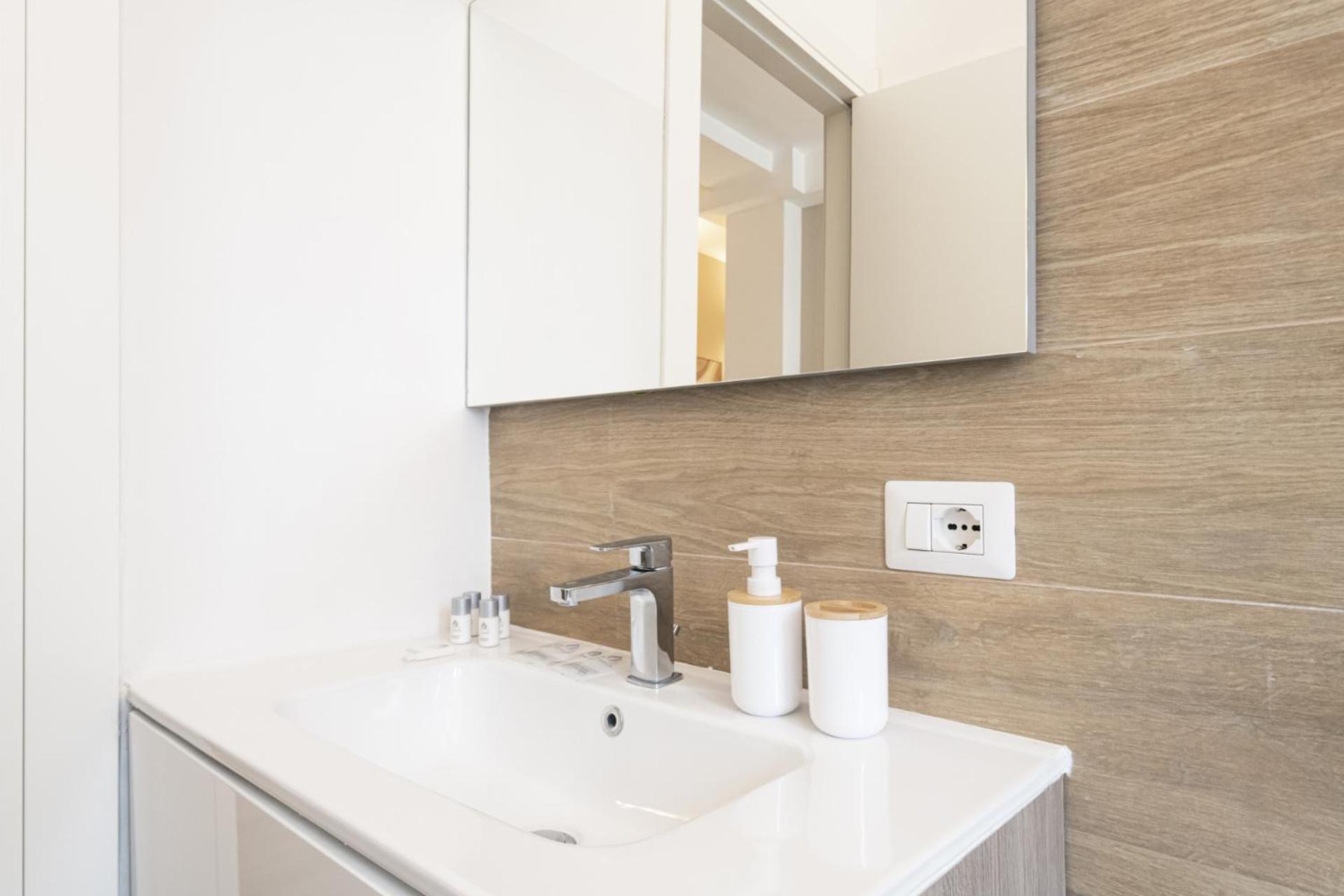 Easylife - Golden Suite Milano Eksteriør billede